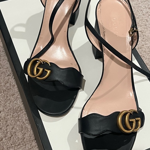 Gucci Black and Gold Stiletto Heels with GG Logo - Picture 7 of 7